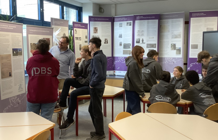 Ausstellung in der DBS zeigte Frauenschicksale im KZ